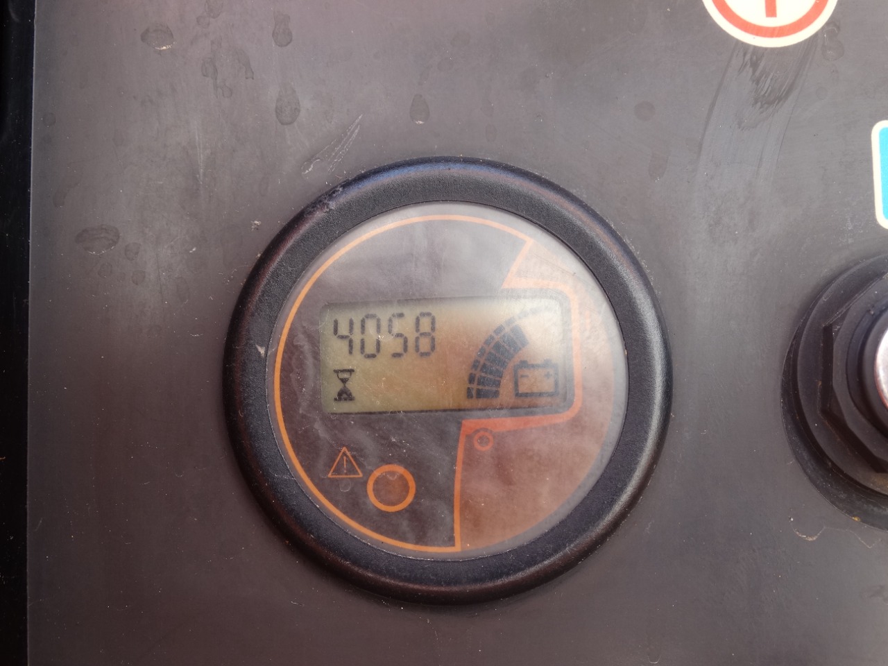10011
