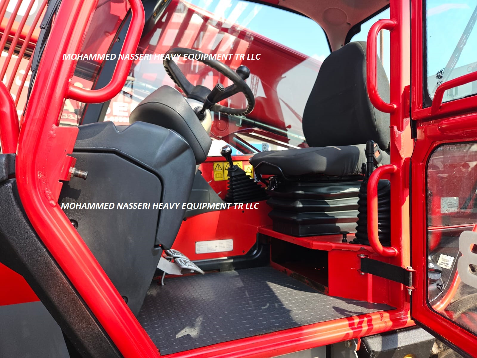 2012_535-140_TELEHANDLER_BOOM_LOADER_( (8)